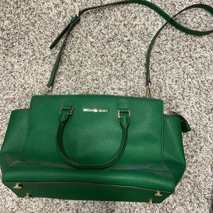 Vintage green Michael Kors purse. Used a handful of times. Excellent condition